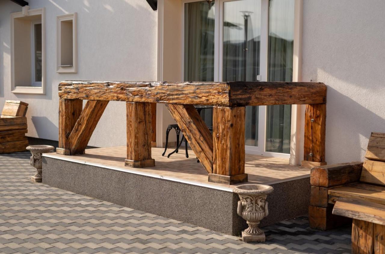 Boutique Vila Cristian  Ngoại thất bức ảnh
