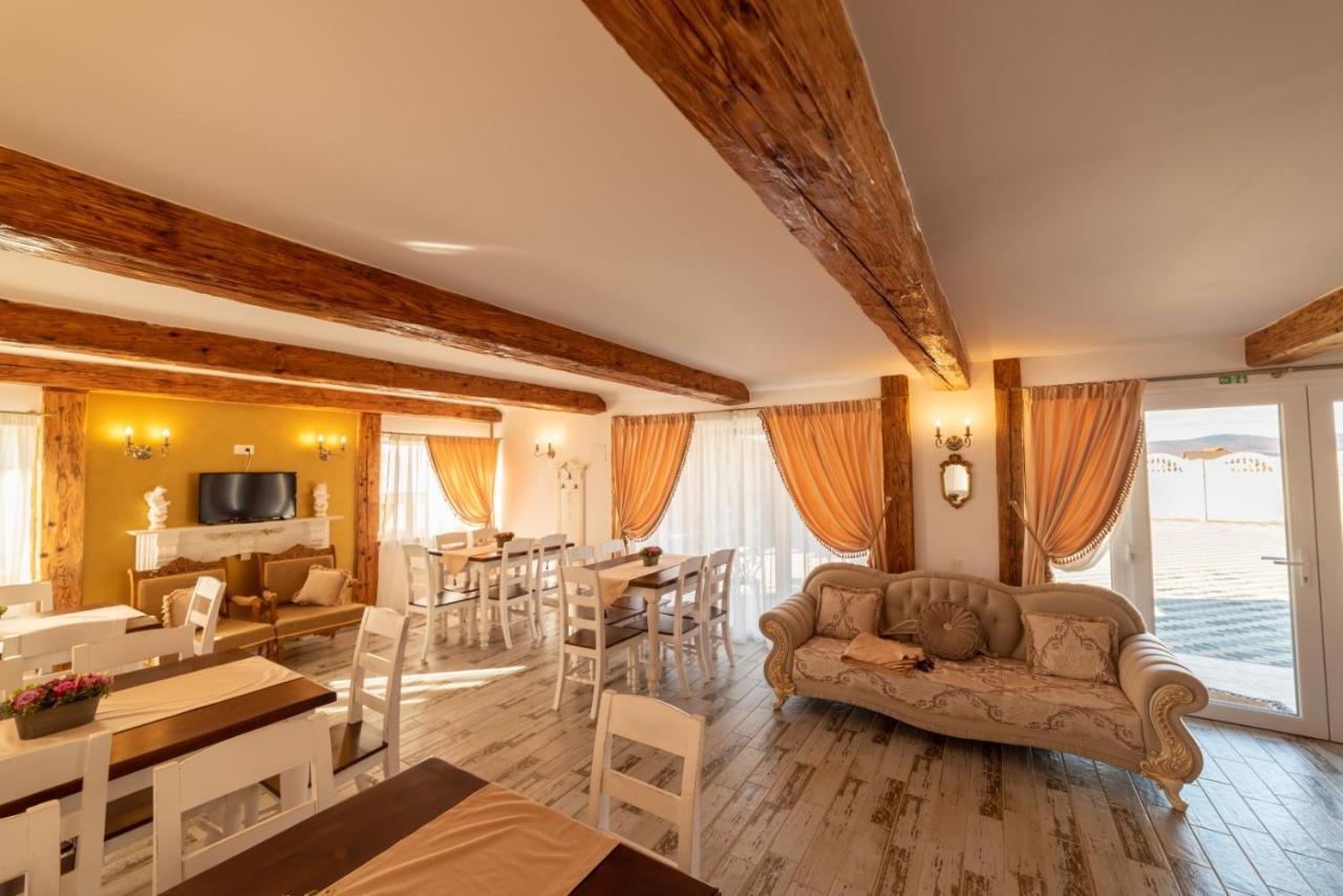 Boutique Vila Cristian  Ngoại thất bức ảnh
