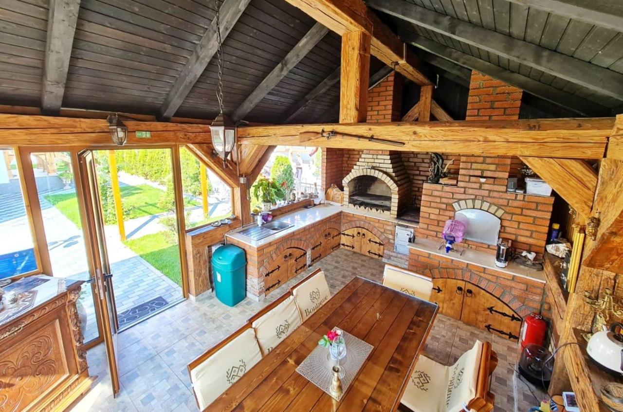 Boutique Vila Cristian  Ngoại thất bức ảnh